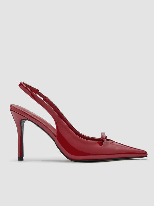 Abril | Tacones de punta
