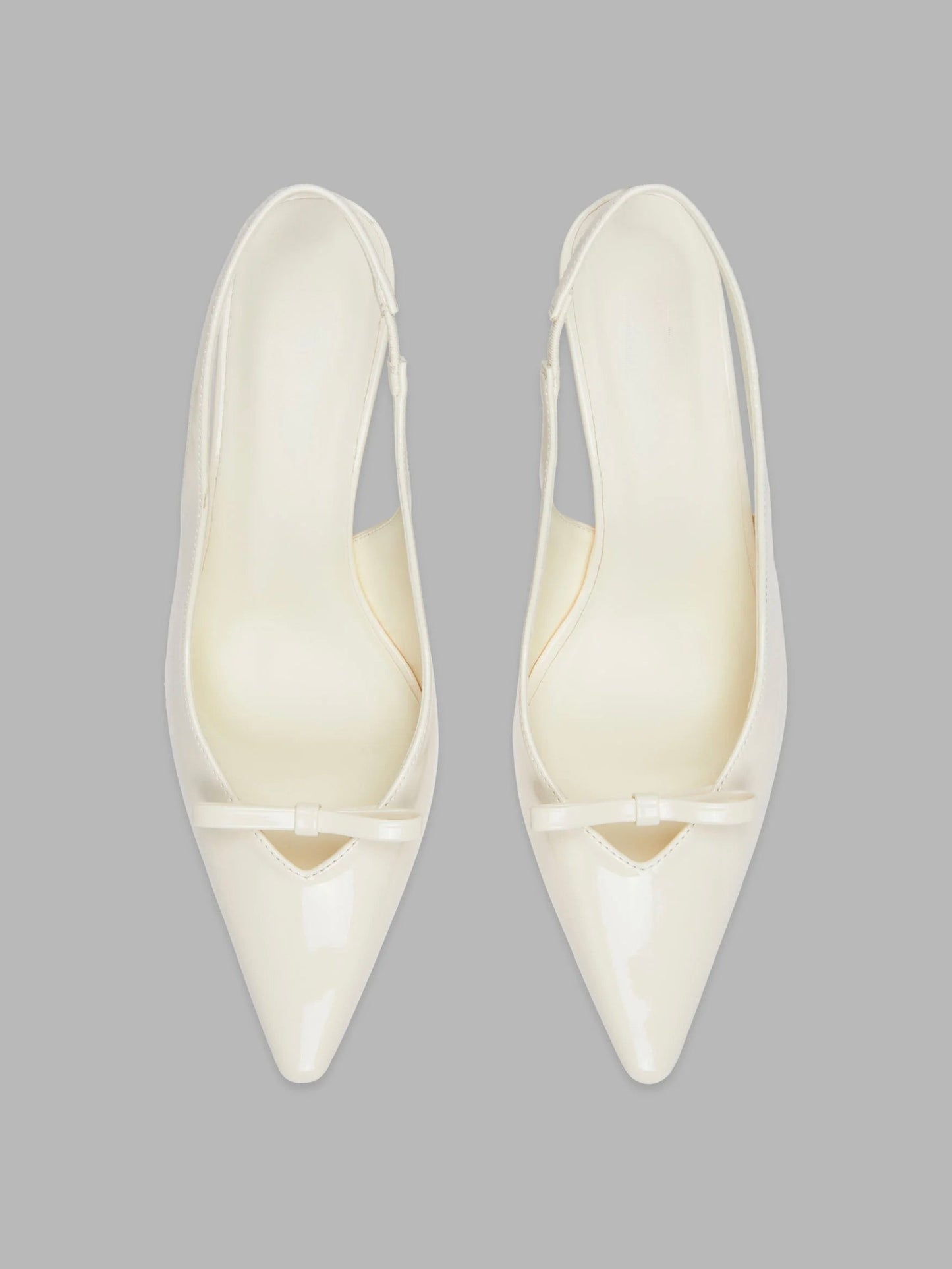 Abril | Tacones de punta