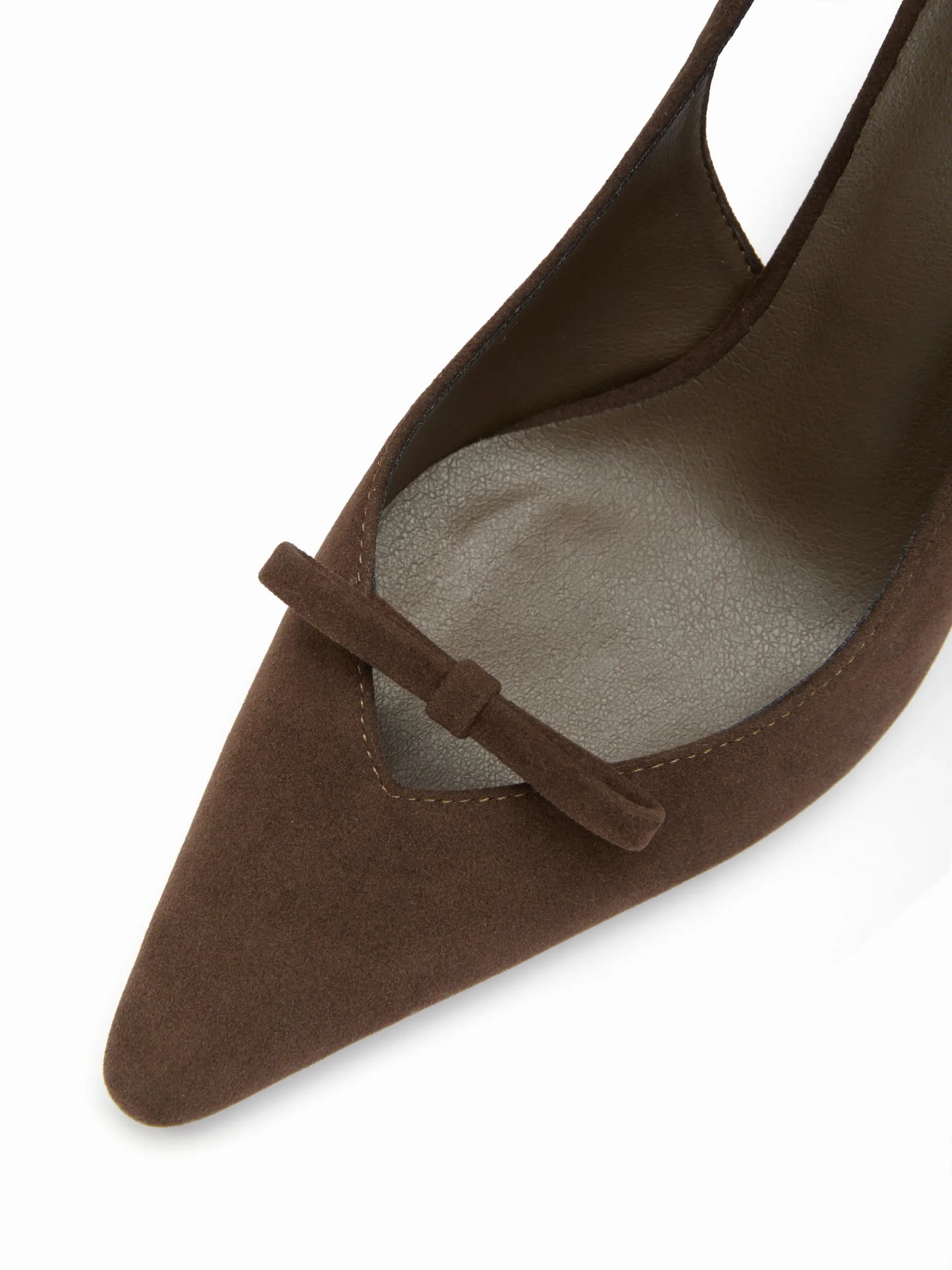 Abril | Tacones de punta
