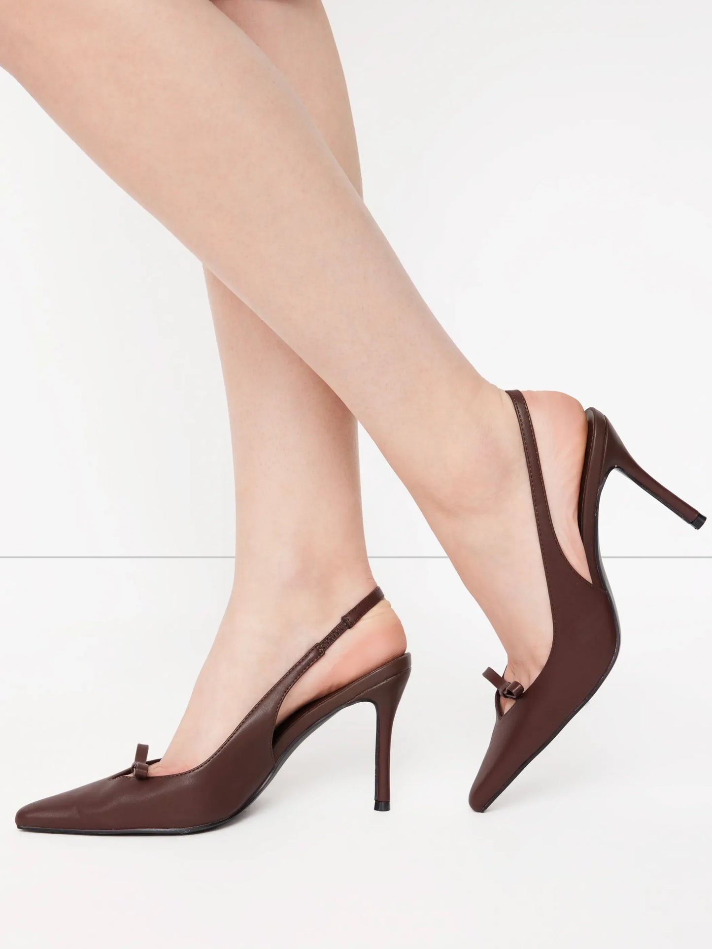Abril | Tacones de punta