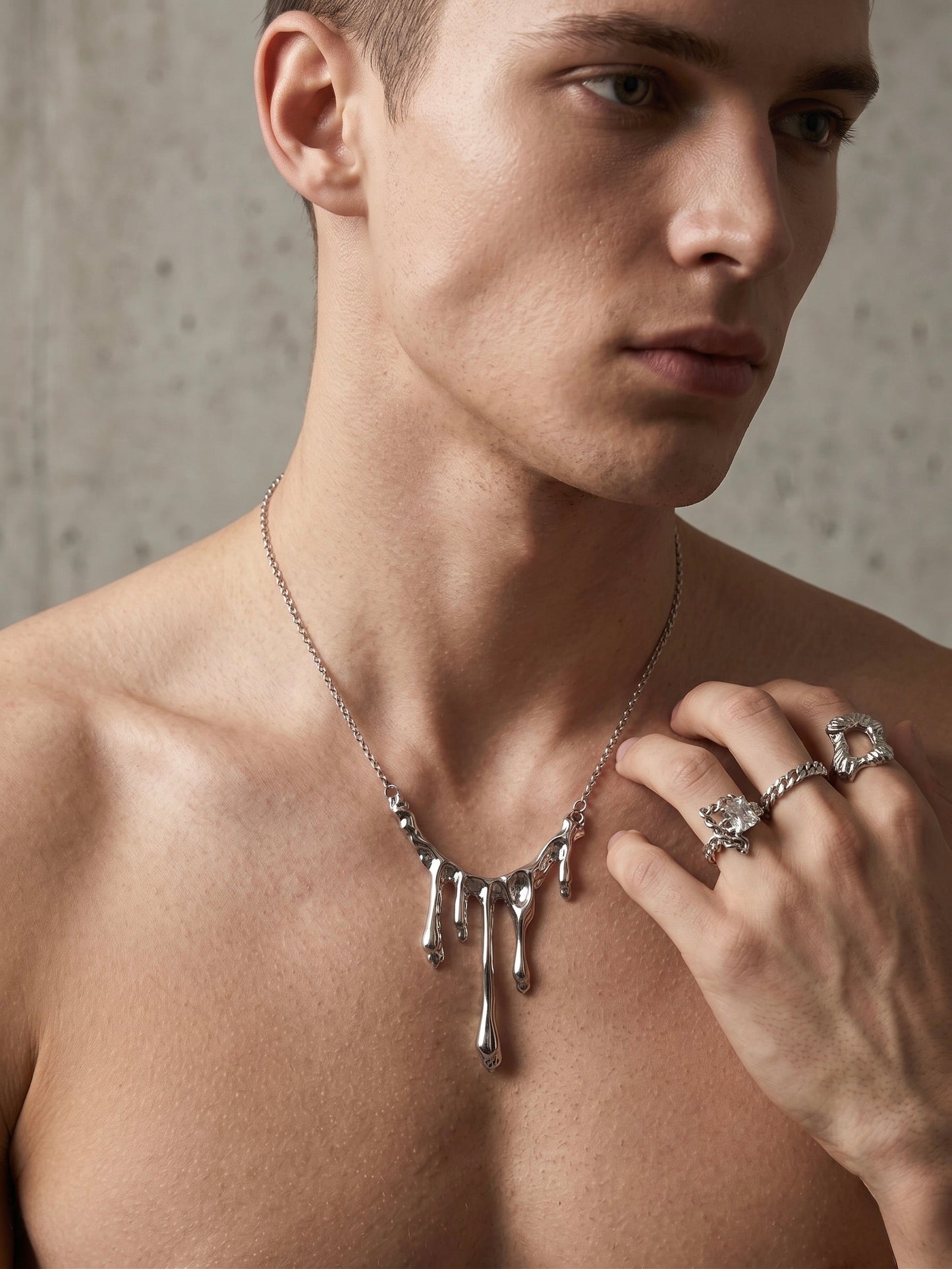 Collar "Liquid Metal"