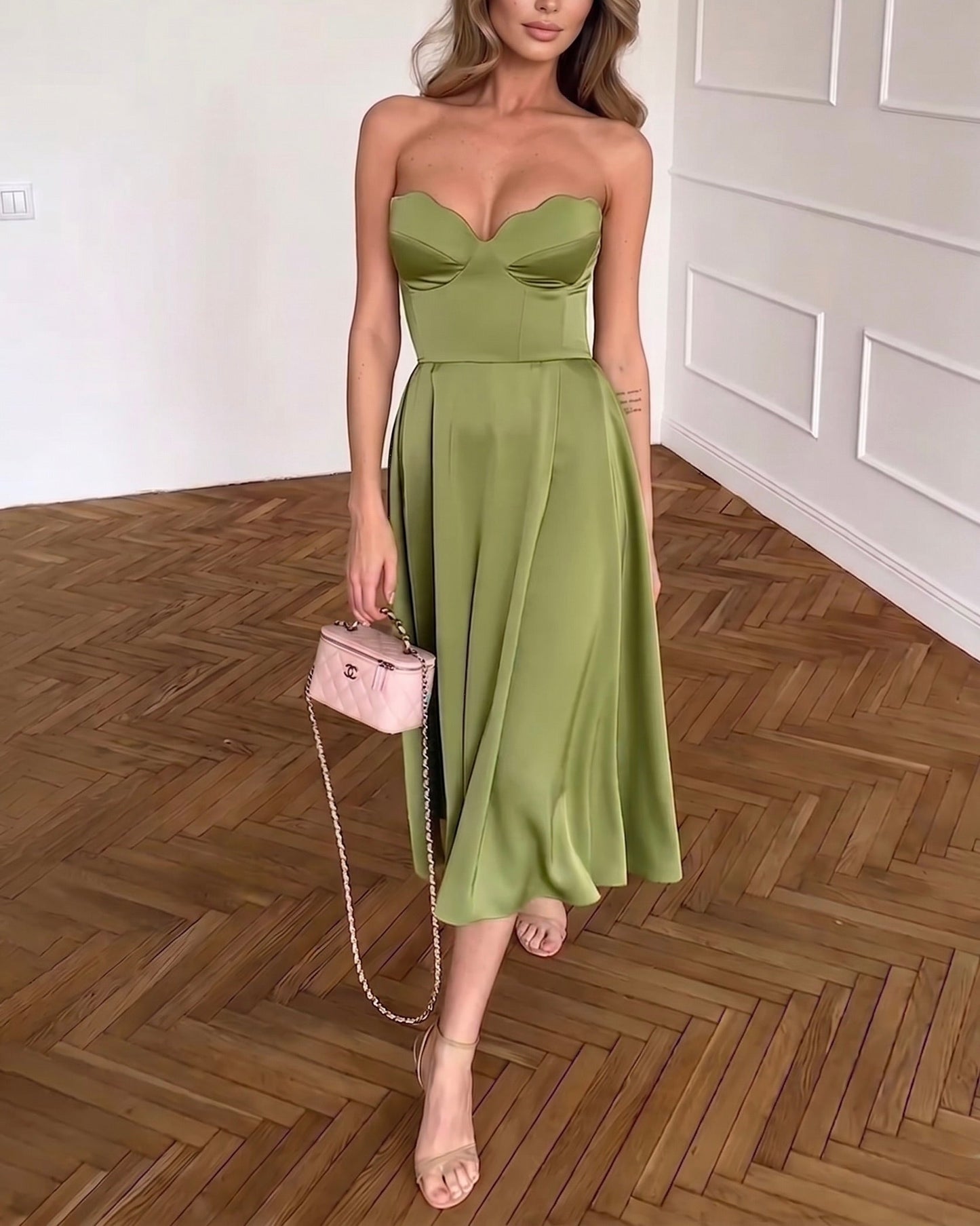 Ainoa™ | Elegante vestido midi sin tirantes