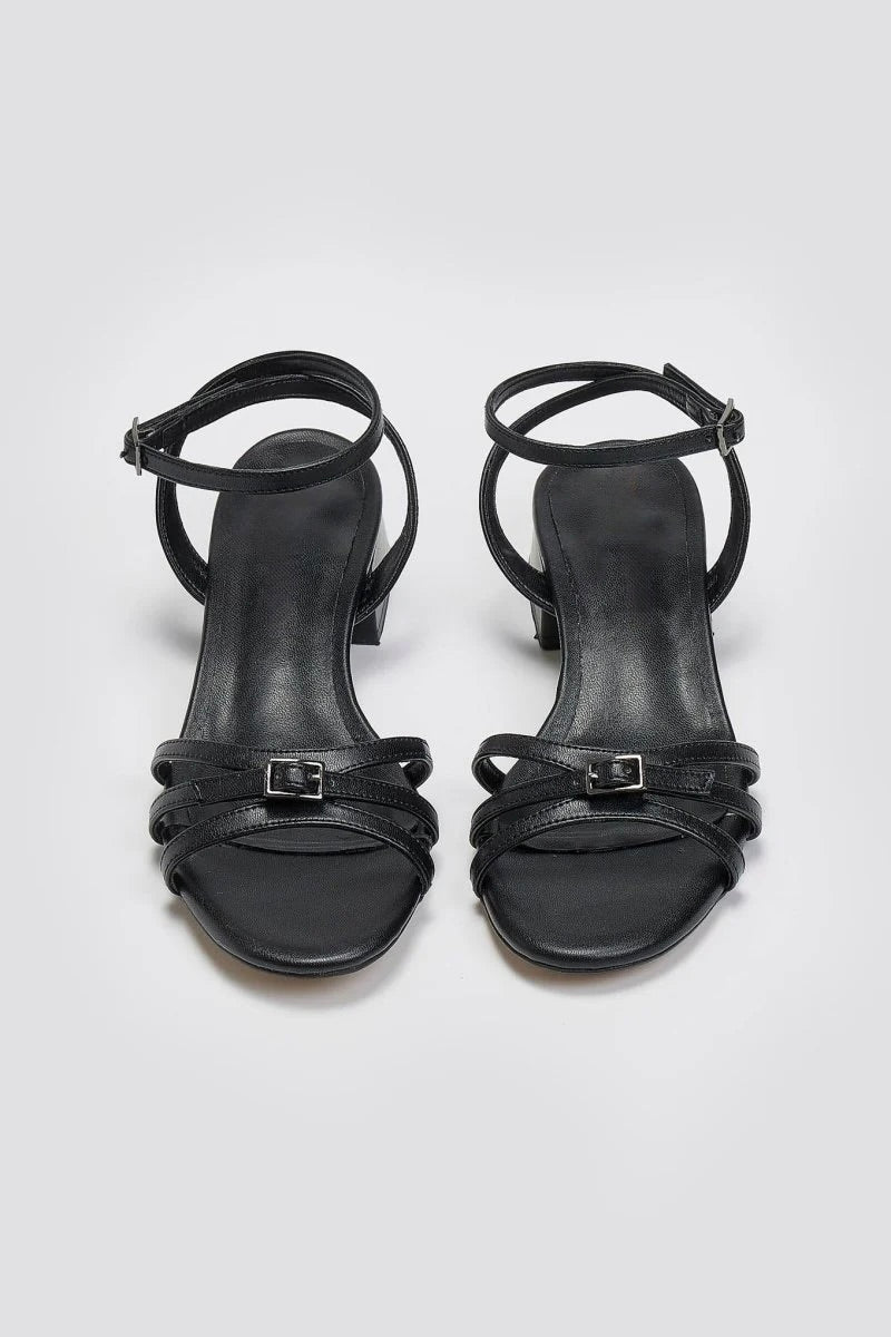 Sandalias de tiras con tacón bajo